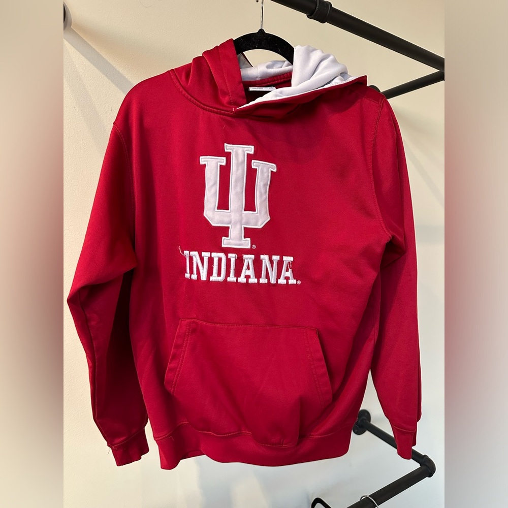 Colosseum red Indiana (IU) red sweatshirt 😎❤️